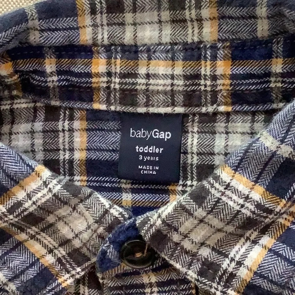 GAP kids top